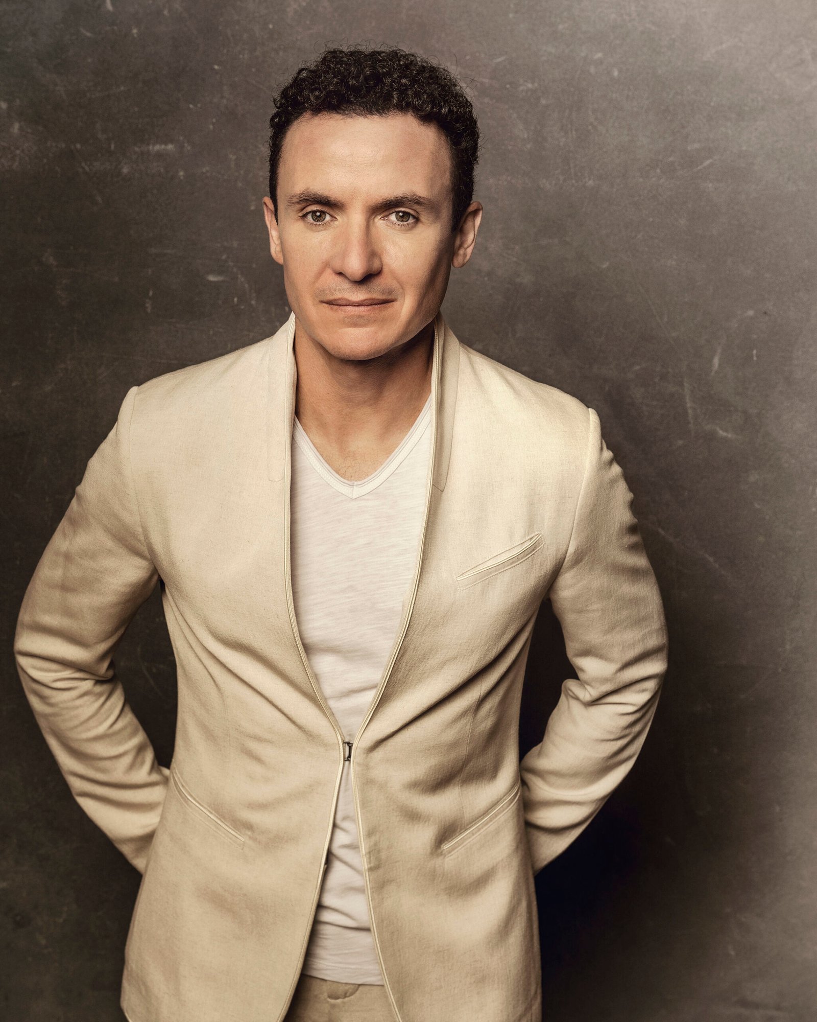 Fonseca llega a lima con tour Tropicalia